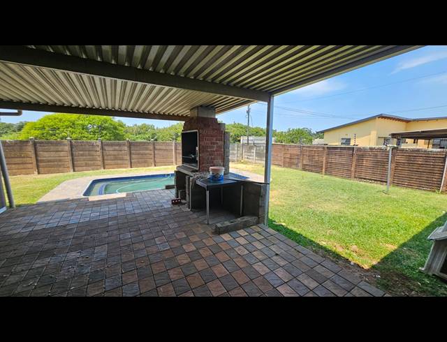 3 BEDROOM HOUSE FOR SALE IN GRANTHAM PARK
